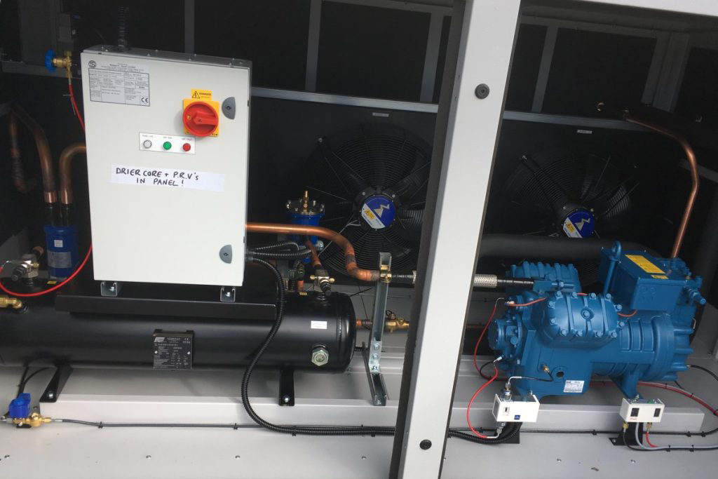 Commercial Refrigeration Engineer equipment setup